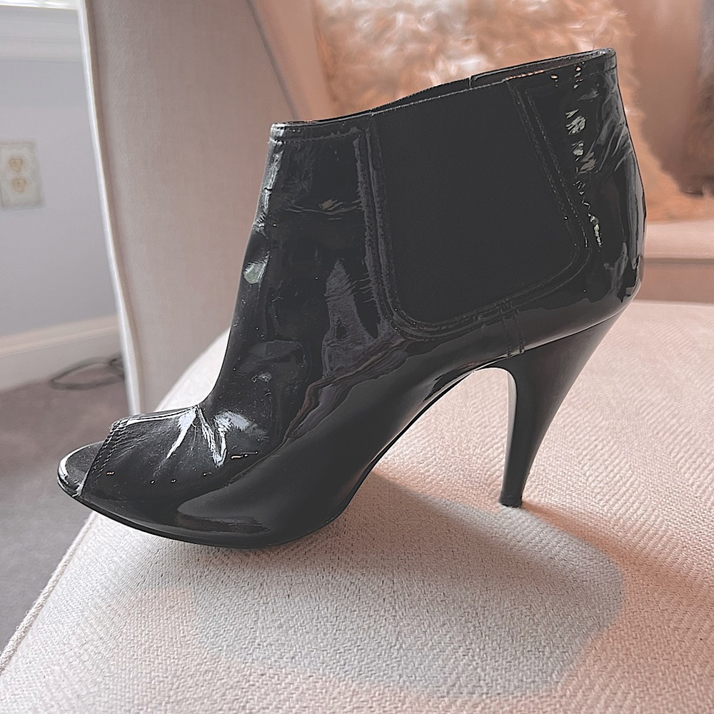 Michael Kors black patent leather peep toe booties